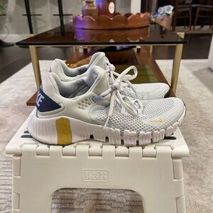 Nike Women’s Metcon Blue and Gold